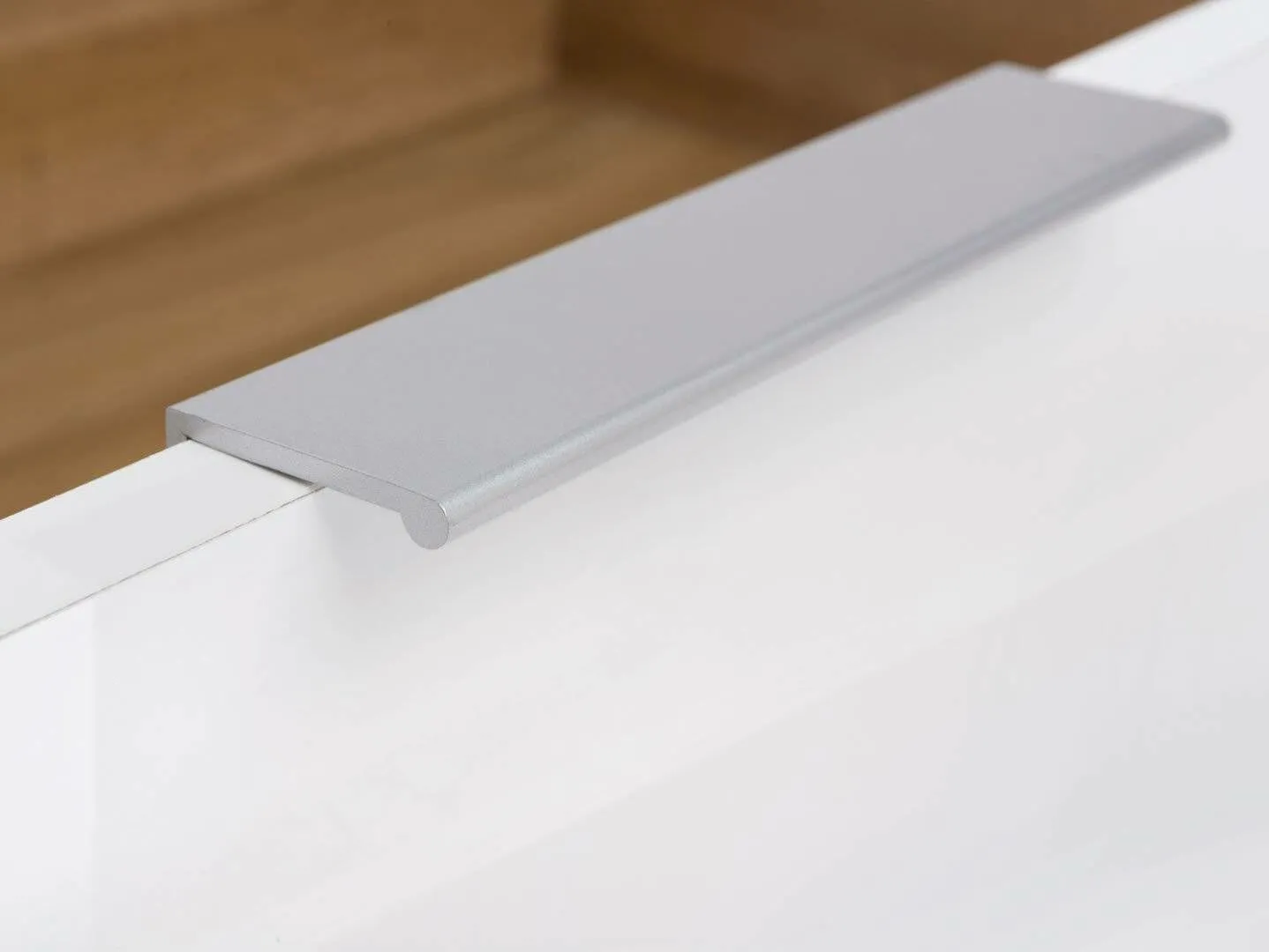 BA-RW105750-5 Moderni drabužių spinta RW105750 su elegantišku dizainu