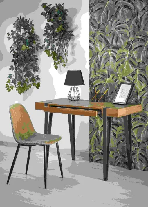 B39 desk