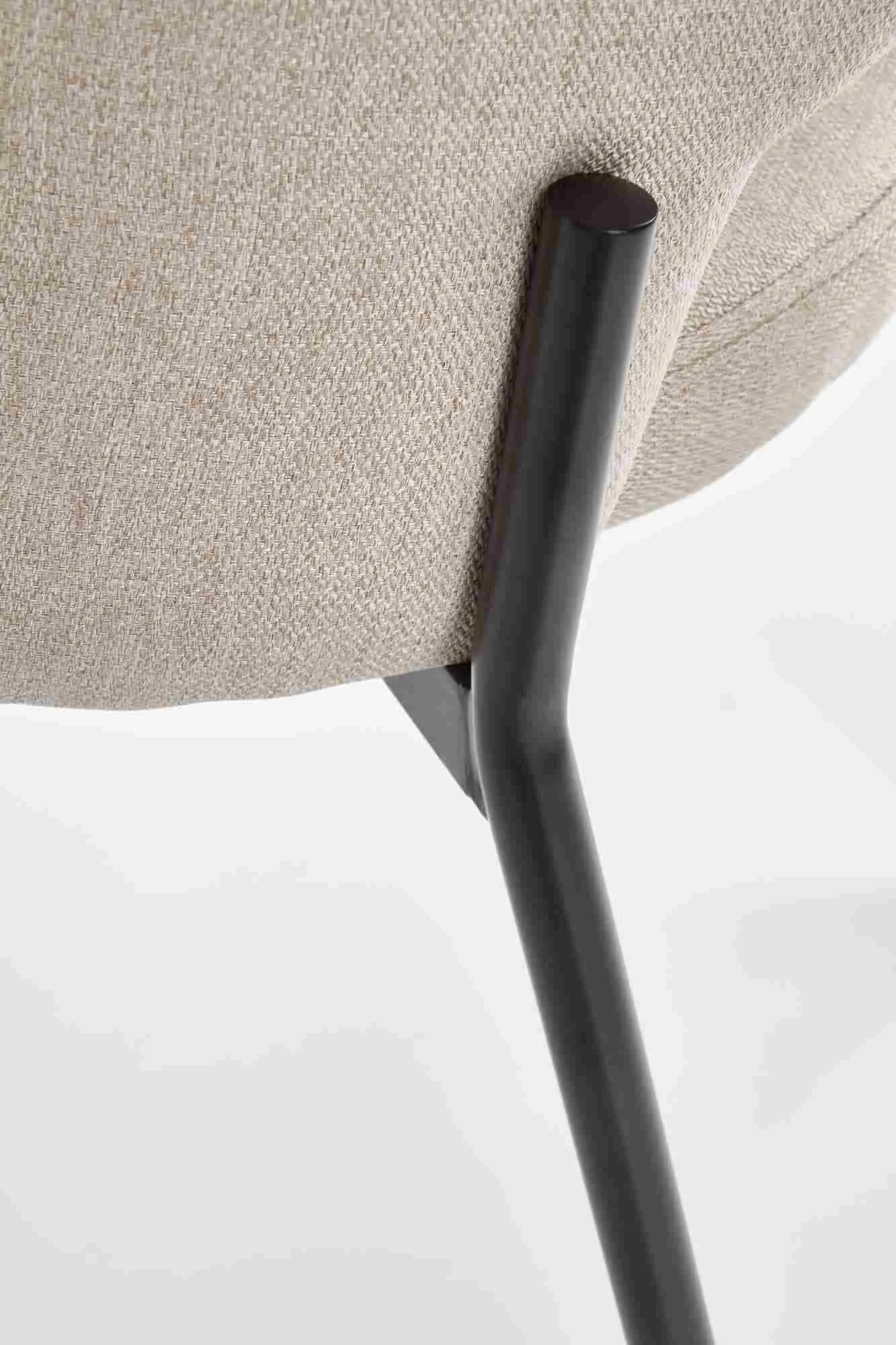 ZO-ZF100782-7 Smėlio spalvos K373 kėdė moderniame interjere