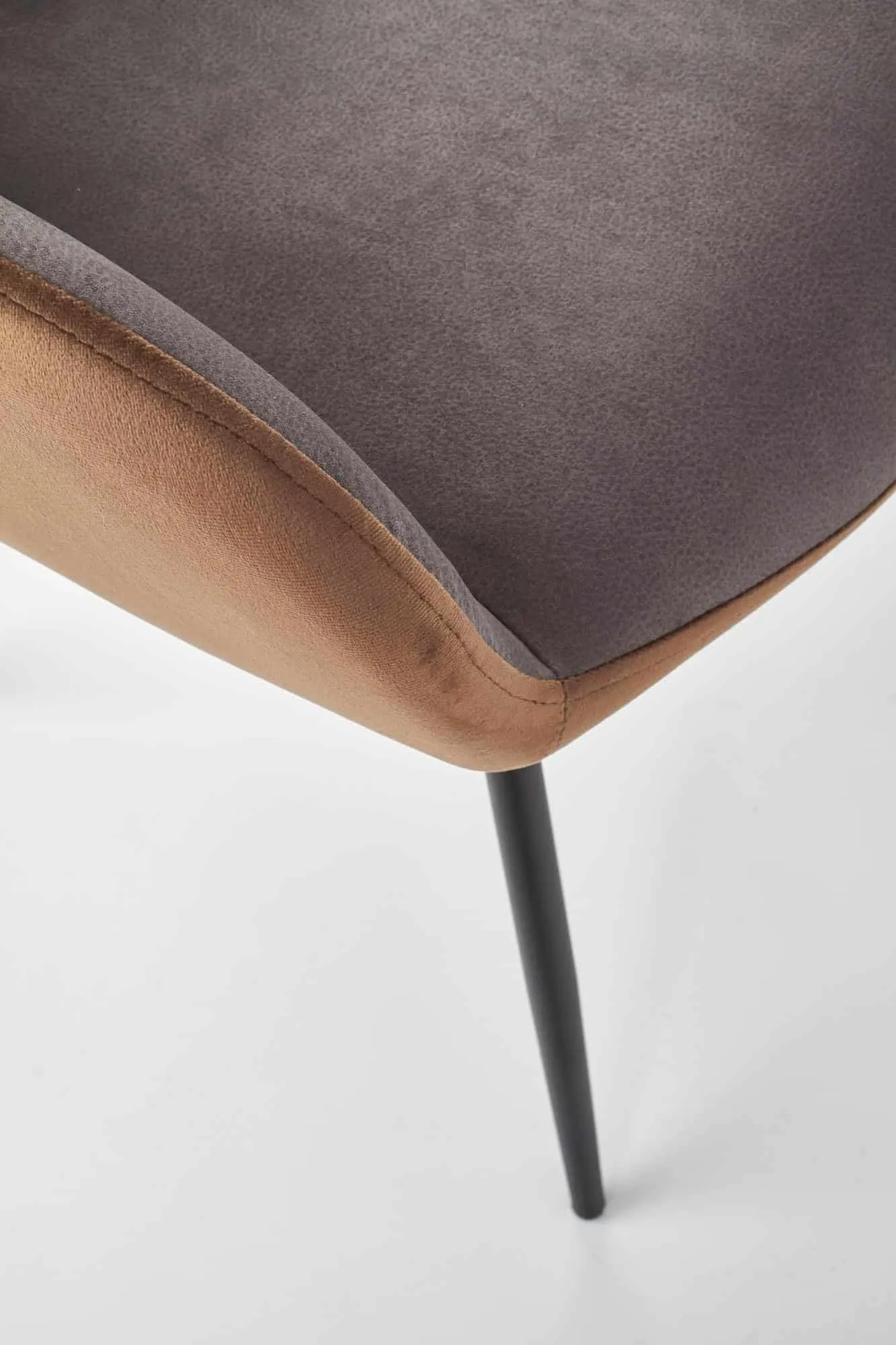 ZO-ZF100817-10 K392 kėdė su elegantišku dizainu ir patogia sėdyne