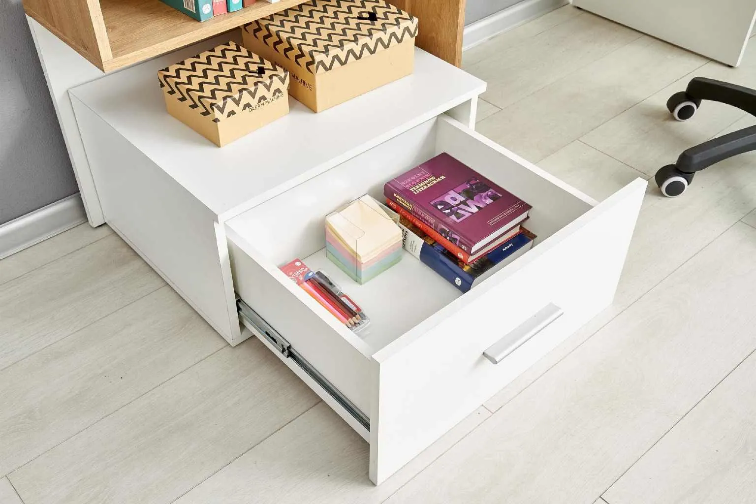 ZO-ZF102048-8 Modernus GROSSO darbo stalas su elegantišku dizainu
