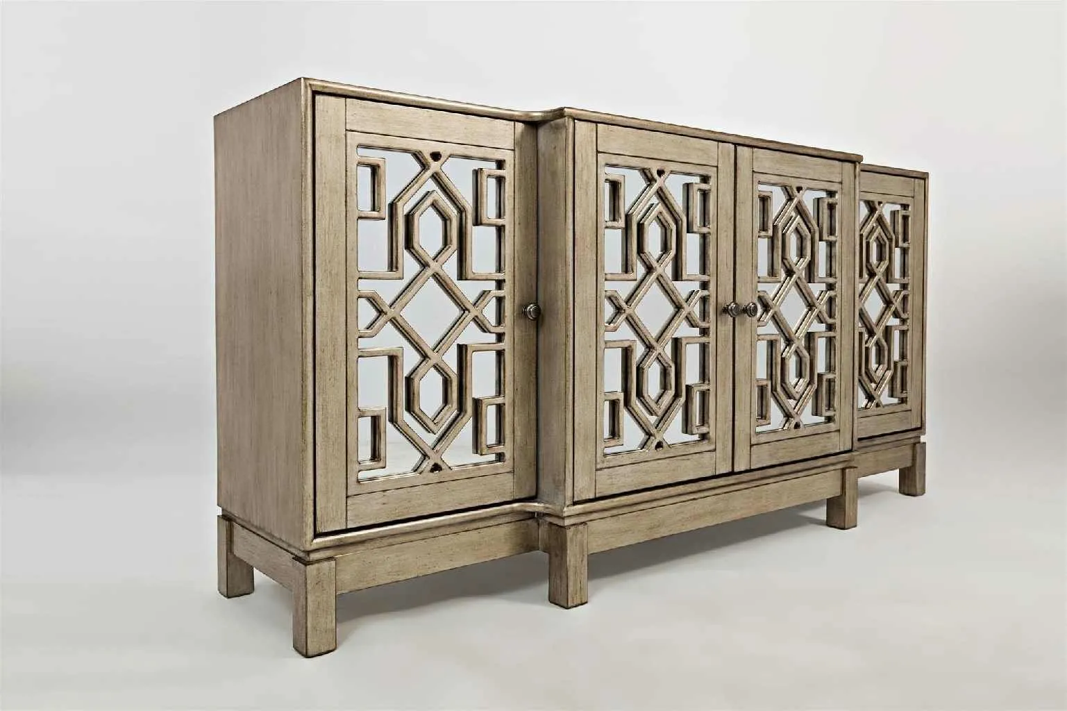 BA-LH100598-4 Avola 1550-70 komoda 4D Silver elegantiškam interjerui