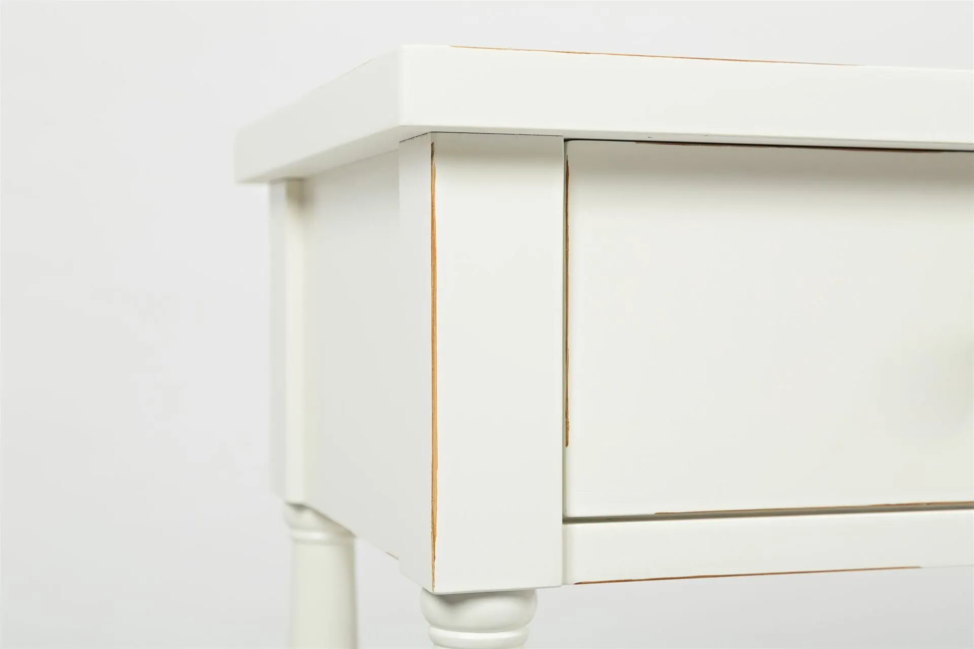 BA-LH100599-3 Klasikinė balta konsolė Avola Antique White su trimis stalčiais