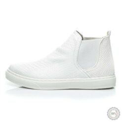 Balti laisvalaikio batai CNB