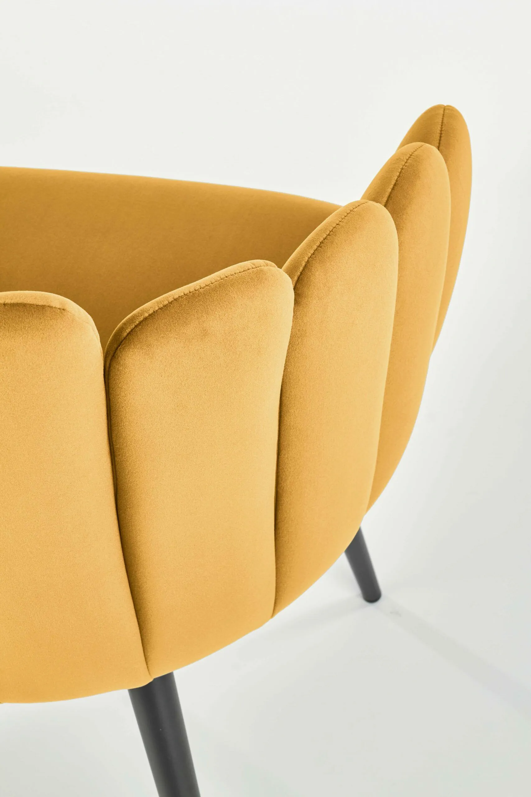 BA-HA105600-9 Moderni juoda biuro kėdė su ergonomišku atlošu