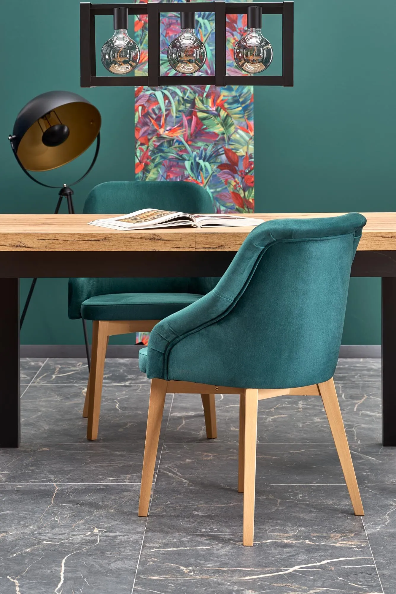 BA-HA105840-10 Išskleidžiamas valgomojo stalas moderniam interjerui