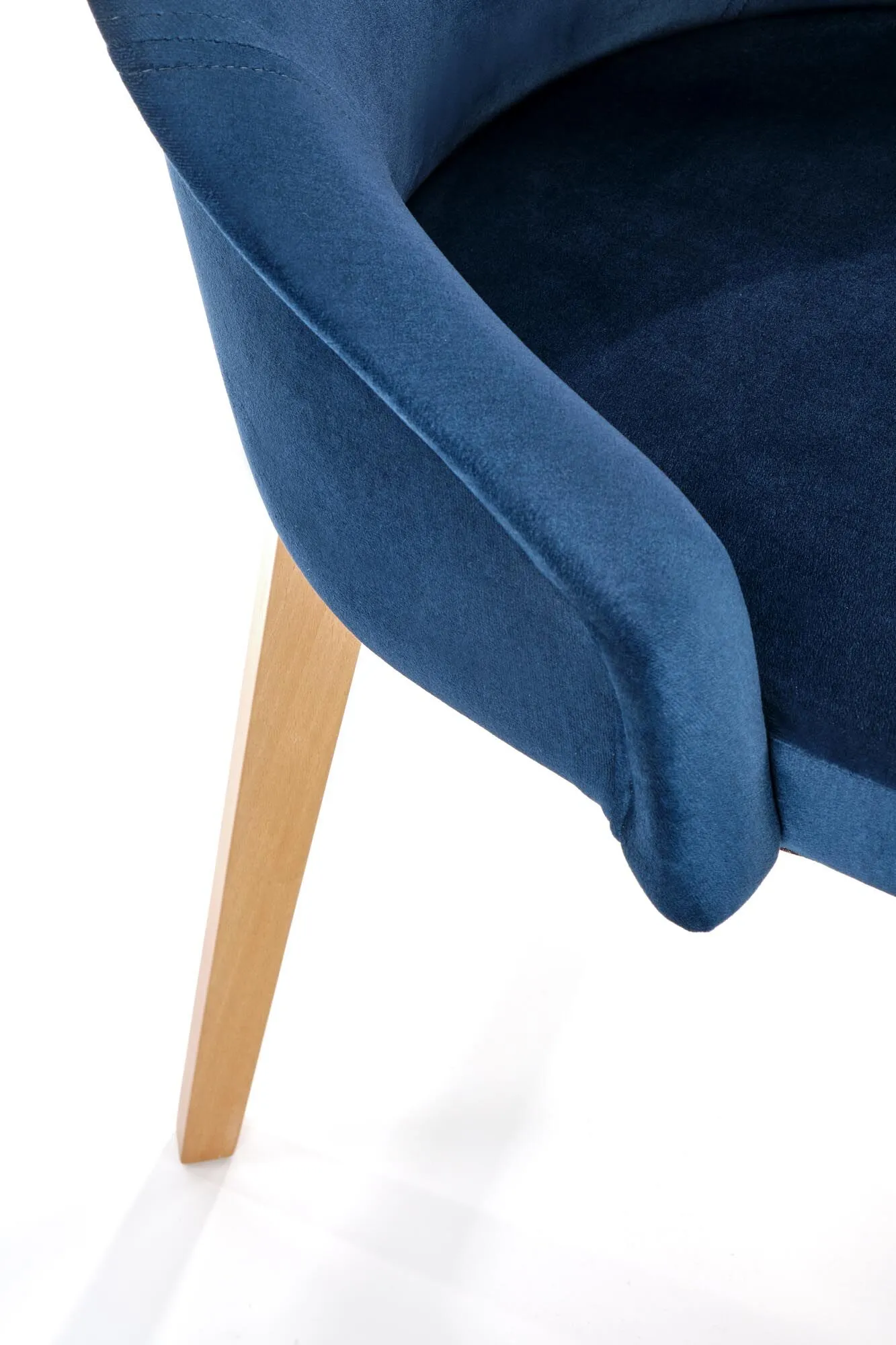 BA-HA105898-10 Moderni kėdė HA105898 su elegantišku dizainu