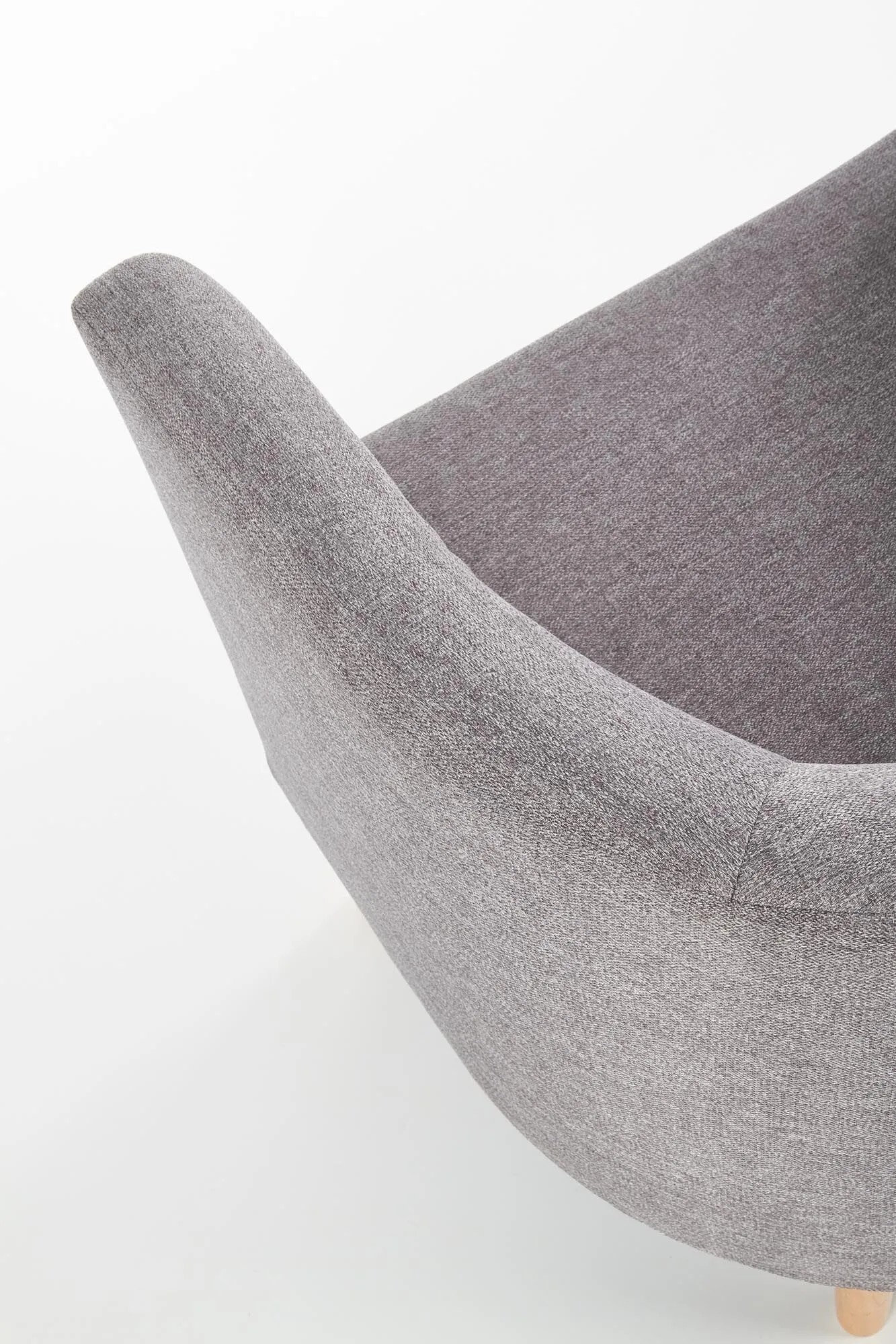 BA-HA105417-10 Modernus fotelis HA105417 su elegantišku dizainu
