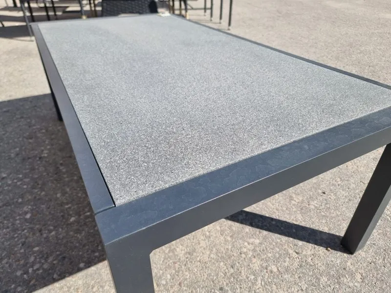 ba-mb001329-2 Modernus žurnalinis staliukas MB001329 interjere su elegantišku dizainu