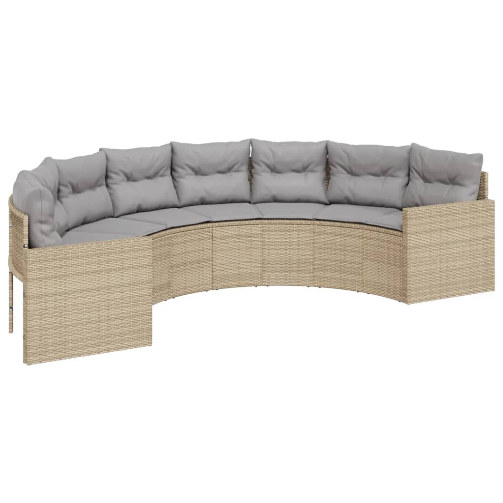 Smėlio spalvos pusapvalė sodo sofa su stalu ir pagalvėlėmis